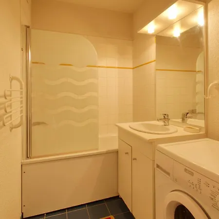 Appartamento 1100, 2 Pièces, 6 Personnes - Fr-1-642-73